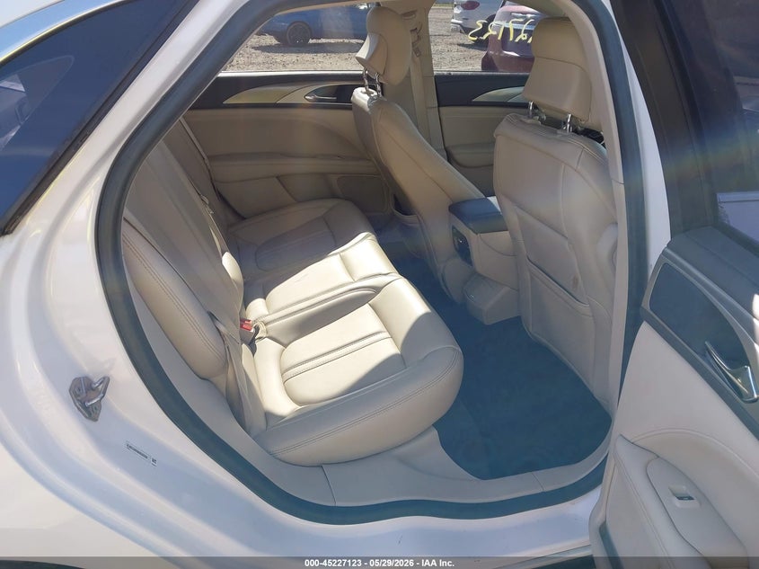 2019 LINCOLN MKZ auction photo 8