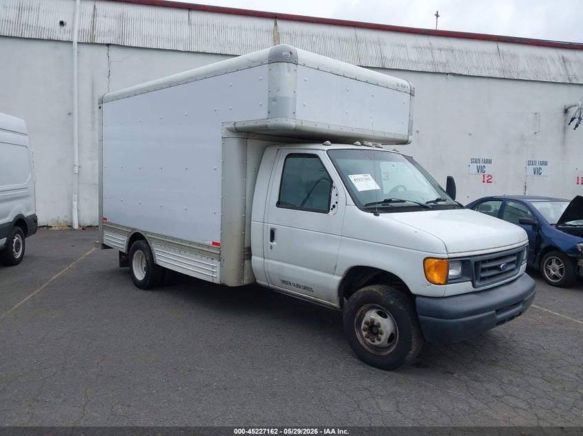 2007 FORD E-450 CUTAWAY