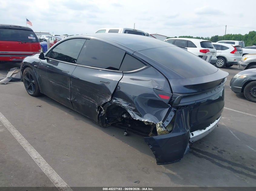 TESLA MODEL Y 2026 VIN 7SAYGDEE0TA413293