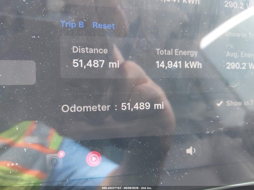 TESLA MODEL Y 2026 VIN 7SAYGDEE0TA413293
