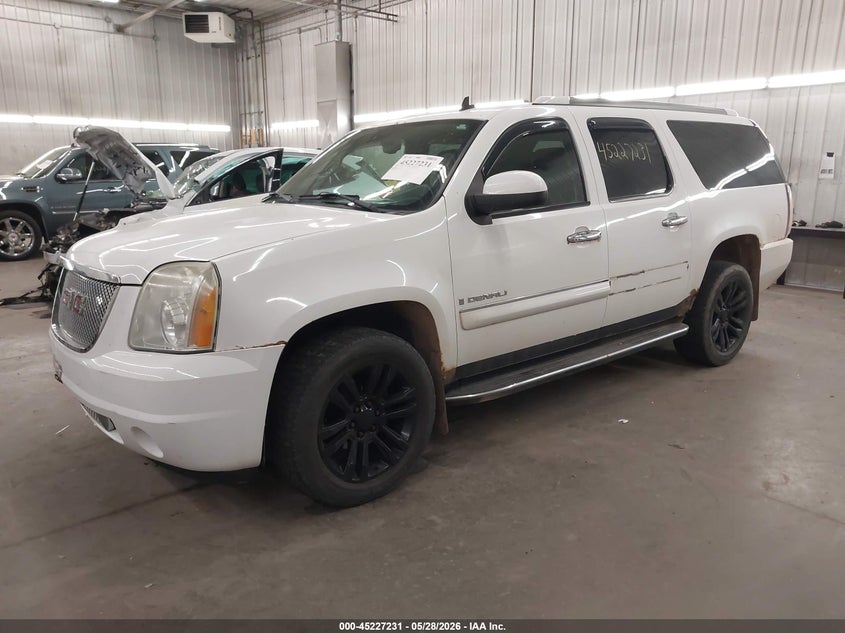 2007 GMC YUKON XL 1500 auction photo 2