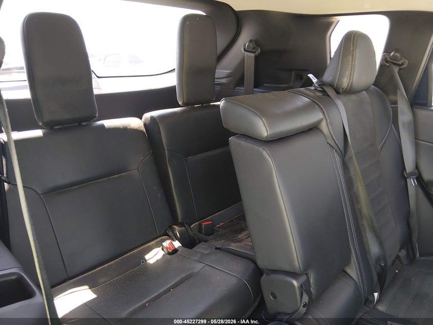 2024 MITSUBISHI OUTLANDER auction photo 8