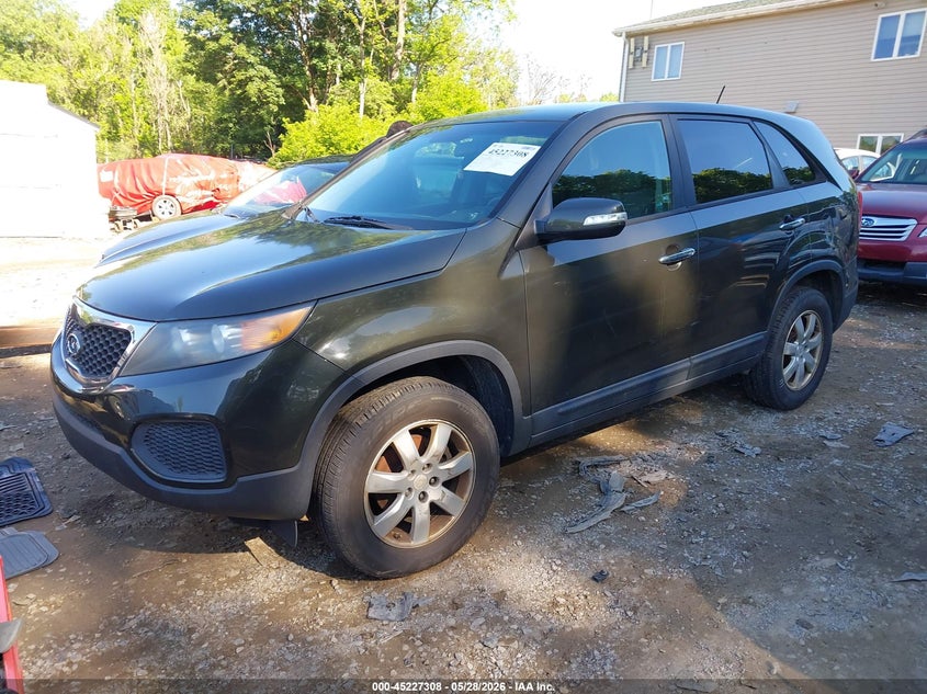 2012 Kia Sorento Lx 5XYKT3A1XCG203310 photo 1