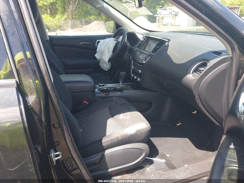 2019 NISSAN PATHFINDER auction photo 5