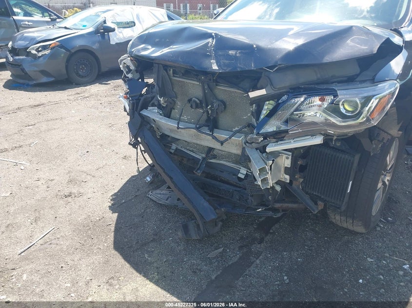 2019 NISSAN PATHFINDER auction photo 6