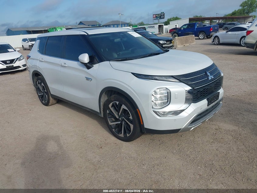 2023 Mitsubishi Outlander Phev