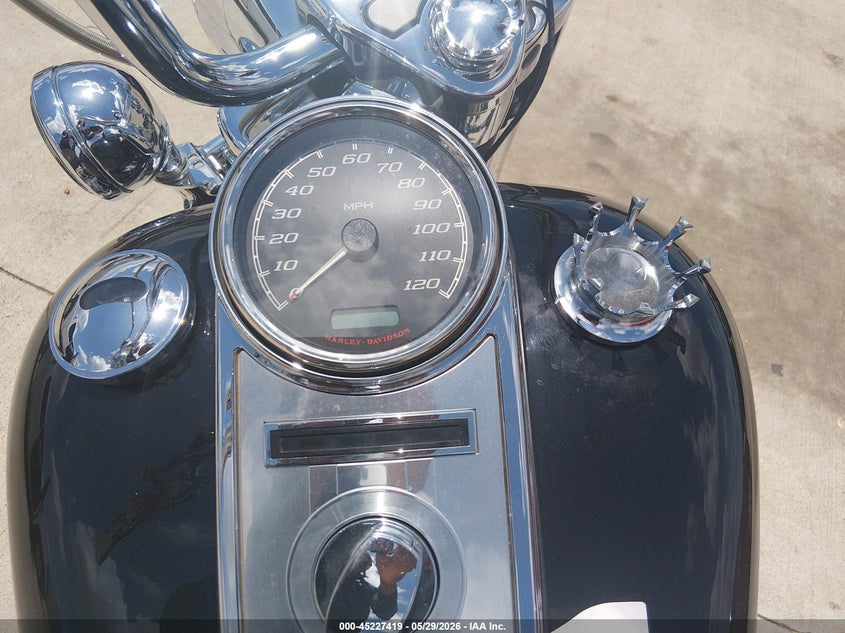 2021 Harley-Davidson Flhr VIN: 1HD1FBC15MB665116 Lot: 45227419