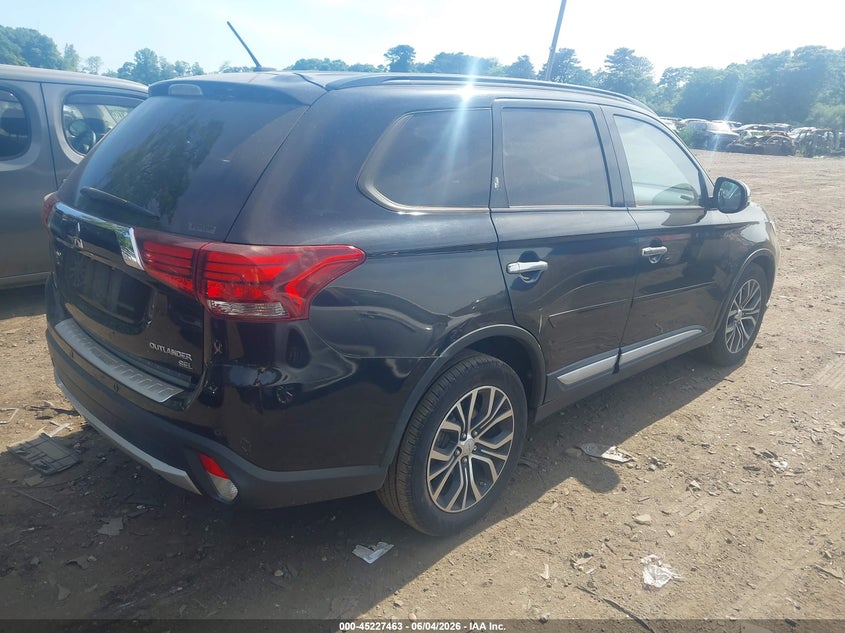 Vin: ja4az3a3xgz002388, lot: 45725224, mitsubishi outlander sel 20164