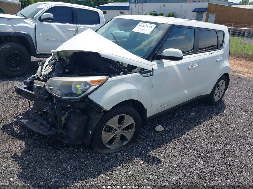 2015 Kia Soul KNDJN2A25F7223863 photo 1
