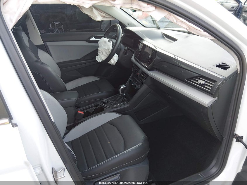 2022 VOLKSWAGEN TAOS auction photo 5