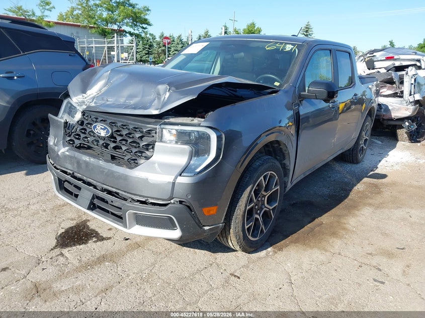 2025 FORD MAVERICK auction photo 2