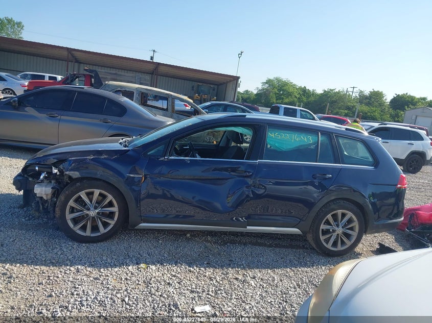 AtlanticExpress - Volkswagen Golf Alltrack