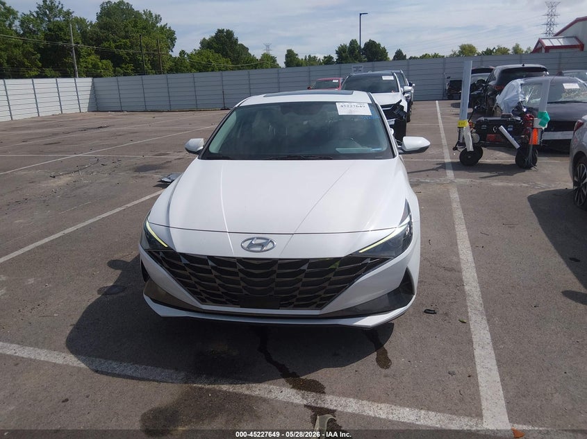 VIN 5NPLN4AG5NH066877 2022 HYUNDAI ELANTRA SEL