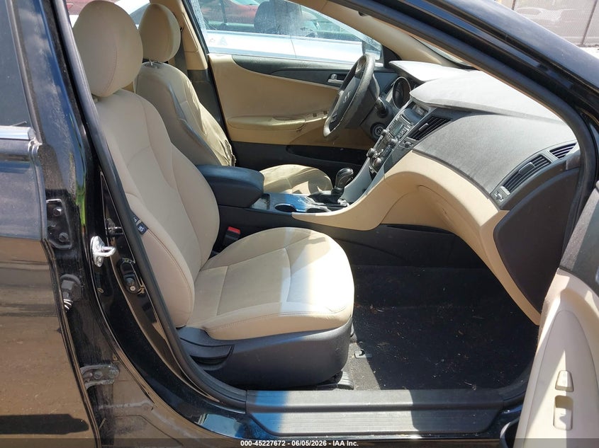 2011 HYUNDAI SONATA SEDAN 2.4L I-4 DI, DOHC, VVT, 190HP