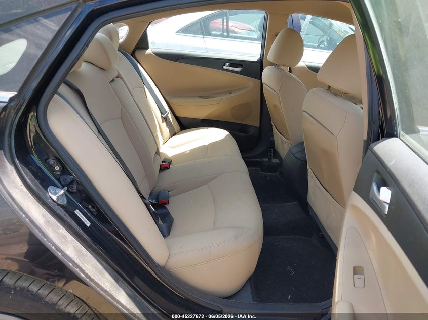 2011 HYUNDAI SONATA SEDAN 2.4L I-4 DI, DOHC, VVT, 190HP