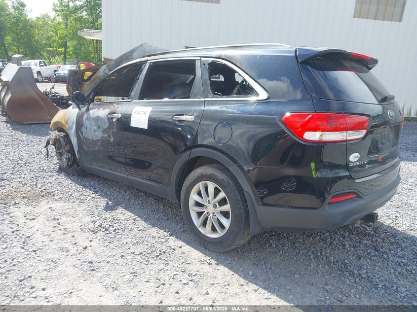 2016 KIA SORENTO auction photo 3
