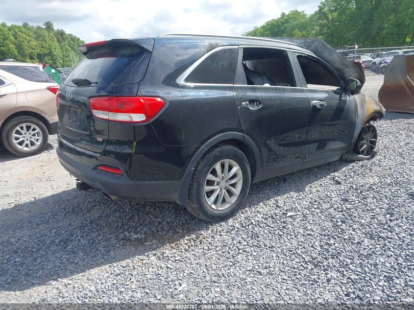 2016 KIA SORENTO auction photo 4
