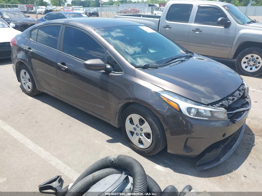 Vin: 3kpfl4a71he131655, lot: 45725601, kia forte lx 2017 img_1