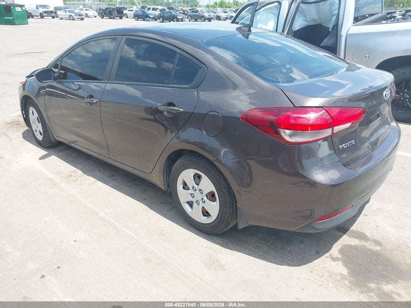 Vin: 3kpfl4a71he131655, lot: 45725601, kia forte lx 20173