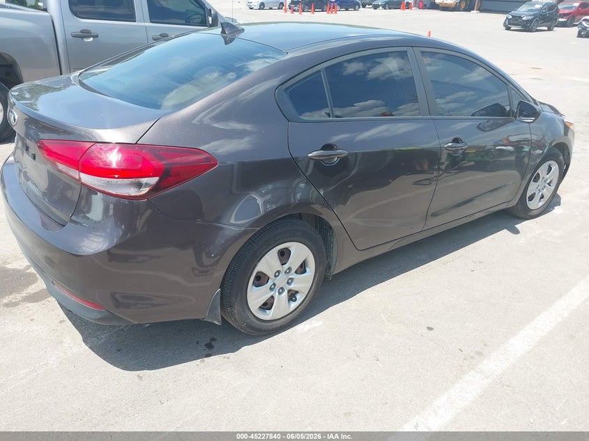 Vin: 3kpfl4a71he131655, lot: 45725601, kia forte lx 20174