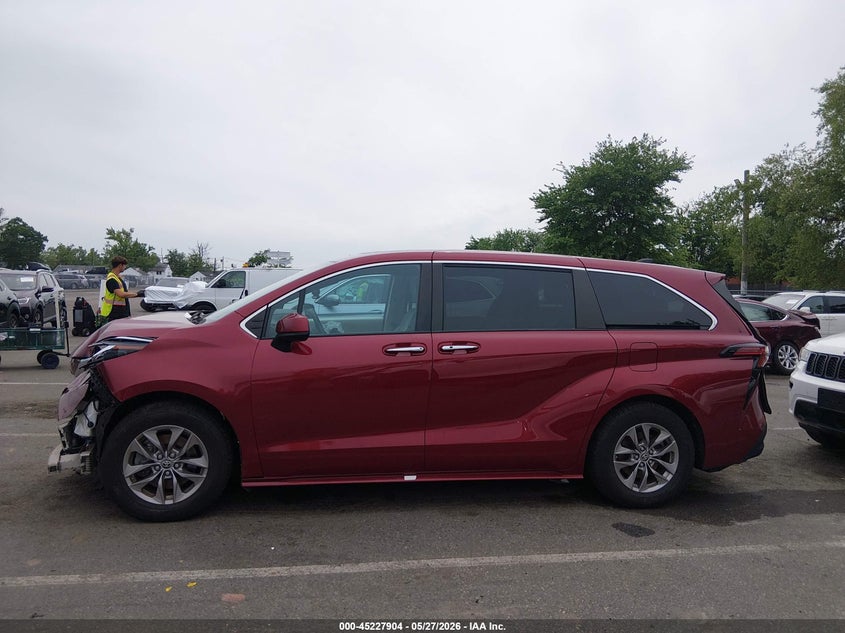 2021 Toyota Sienna Xle VIN: 5TDYRKEC4MS019726 Lot: 45227904