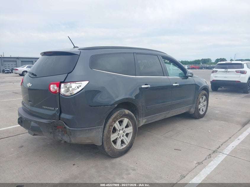 2011 CHEVROLET TRAVERSE auction photo 4
