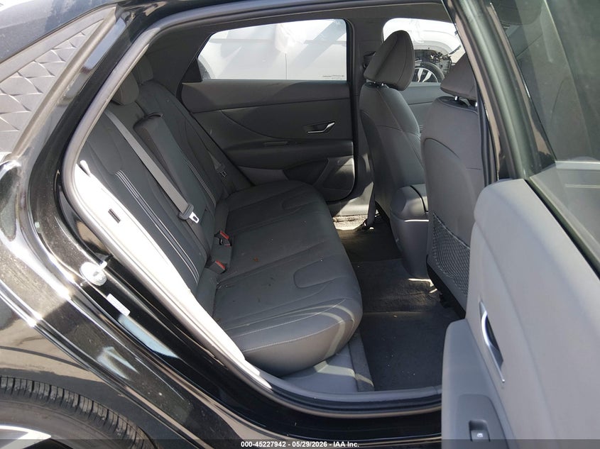 VIN KMHLS4DG6RU835429 2024 HYUNDAI ELANTRA SEL
