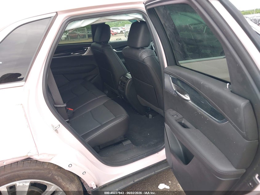 2025 CADILLAC XT5 auction photo 8