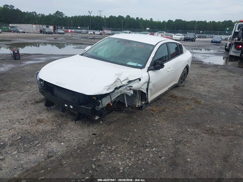 Vin: 3kpfu4de1se022708, lot: 45725718, kia k4 ex 20252