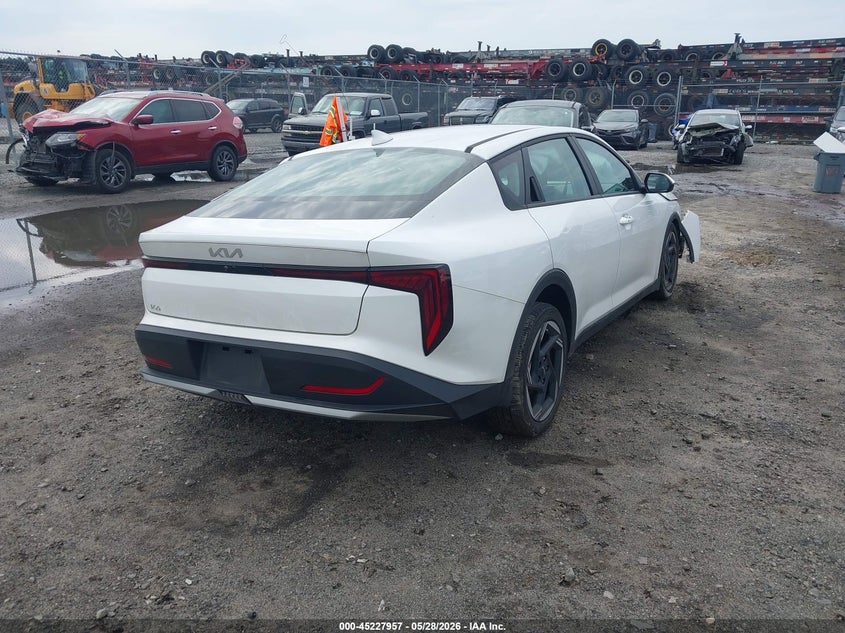 Vin: 3kpfu4de1se022708, lot: 45725718, kia k4 ex 20254