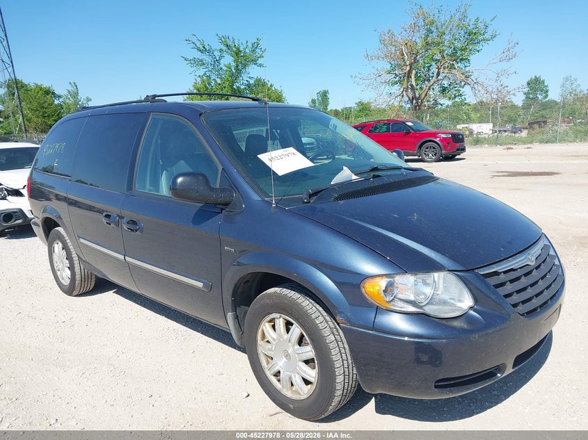 2007 Chrysler Town & Country Touring