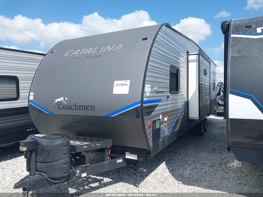2022 COACHMEN CATALINA auction photo 2