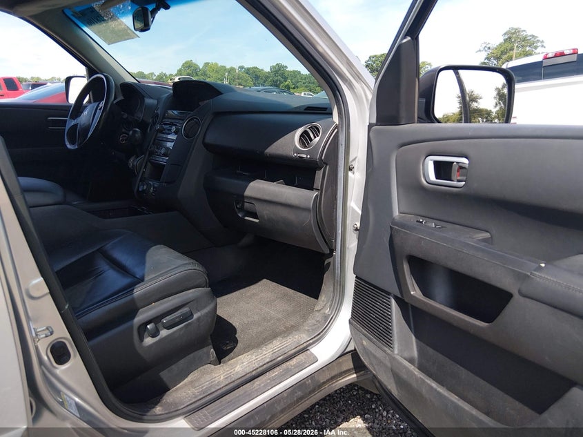 2012 HONDA PILOT auction photo 5