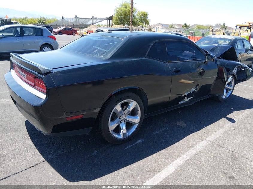 2013 DODGE CHALLENGER auction photo 4