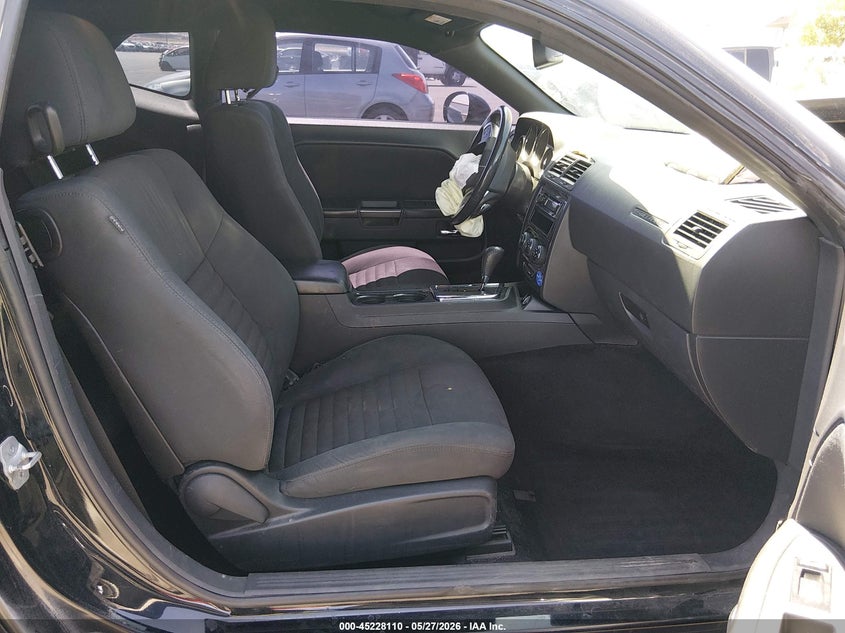 2013 DODGE CHALLENGER auction photo 5