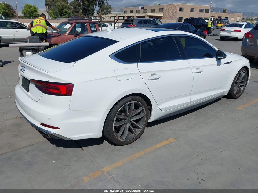Vin: waub4cf5xja101251, lot: 45725893, audi s5 3.0t premium plus 20184