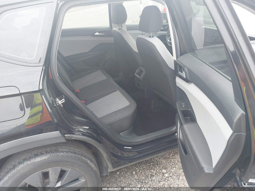 2022 Volkswagen Taos 1.5T S VIN: 3VVMX7B24NM008502 Lot: 45228137