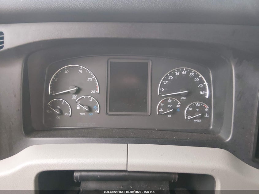 2020 FREIGHTLINER NEW CASCADIA 126 auction photo 5