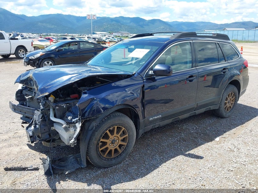 Vin: 4s4brdkc7d2279496, lot: 45725968, subaru outback 3.6r limited 20132