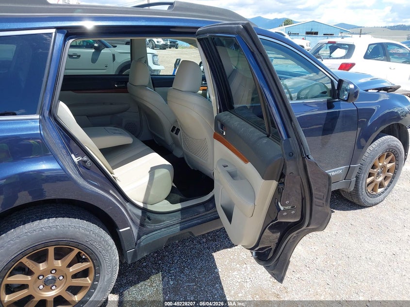 2013 Subaru Outback 3.6R Limited VIN: 4S4BRDKC7D2279496 Lot: 45228207