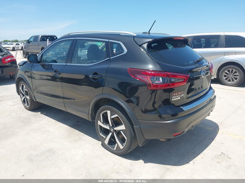 2022 NISSAN ROGUE SPORT auction photo 3