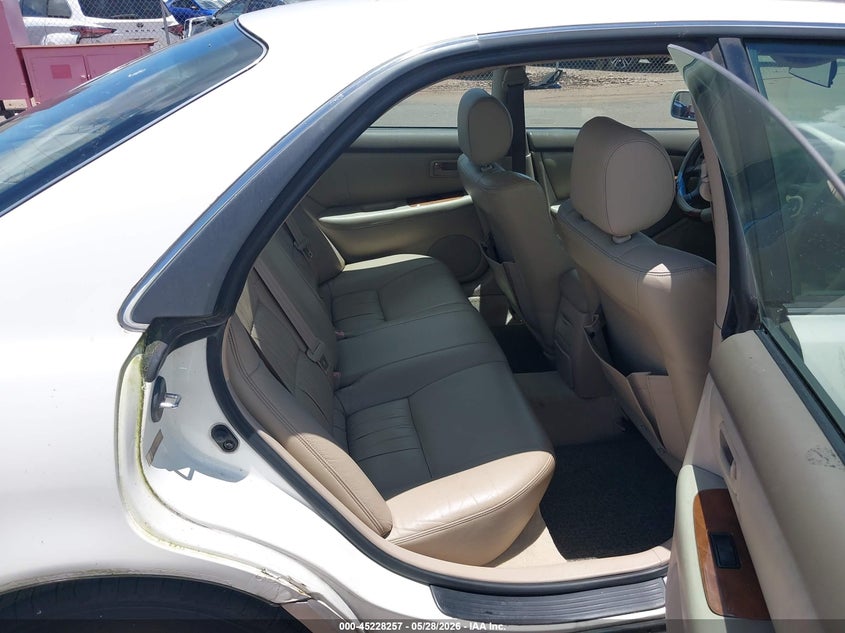 1999 Lexus Es 300 VIN: JT8BF28G3X0214638 Lot: 45228257