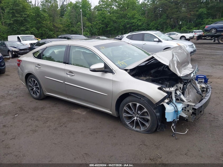 2016 Toyota Avalon