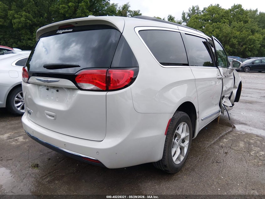 Vin: 2c4rc1bg6hr587479, lot: 45726082, chrysler pacifica touring-l 20174