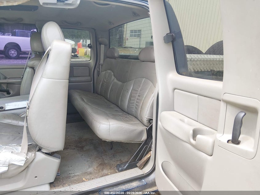 2000 CHEVROLET SILVERADO 1500 auction photo 8