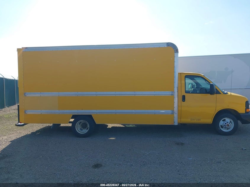 2012 Gmc Savana Cutaway Work Van yellow Lot 111045228347 Vin 1GD374CG8C1904858