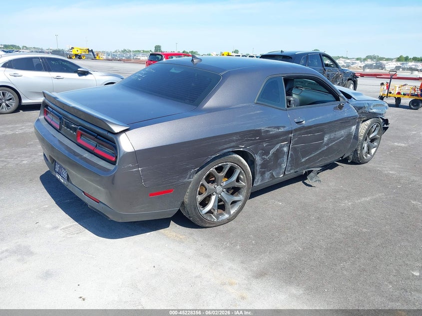 2015 DODGE CHALLENGER auction photo 4