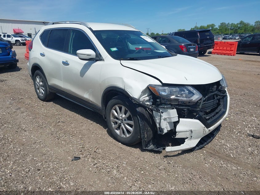 2017 NISSAN ROGUE SV