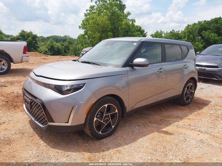 Vin: kndj33au7p7885782, lot: 45726380, kia soul ex 20232