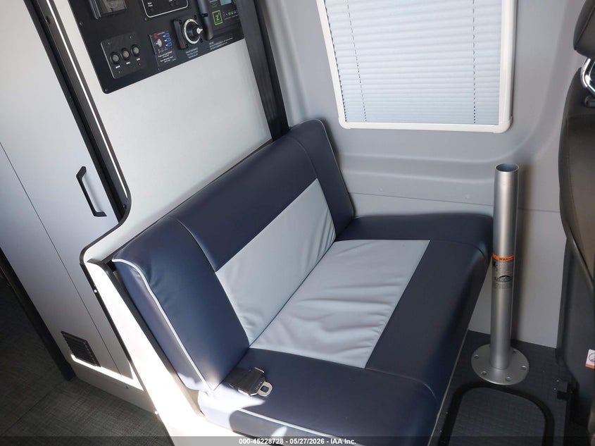 2021 Mercedes-Benz Sprinter 2500 Standard Roof V6 VIN: W1W4EBVY4MP410220 Lot: 45228728